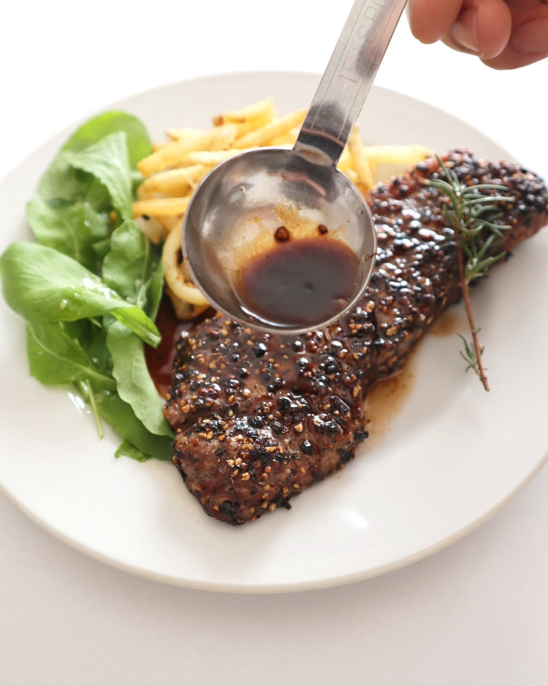 ブラックペッパーホール